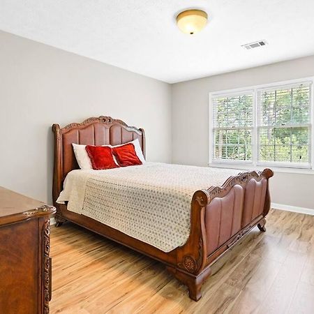 Lovely 5Bed, 3-Fullbath ! 5Min To Free Way I-85 Lawrenceville Esterno foto