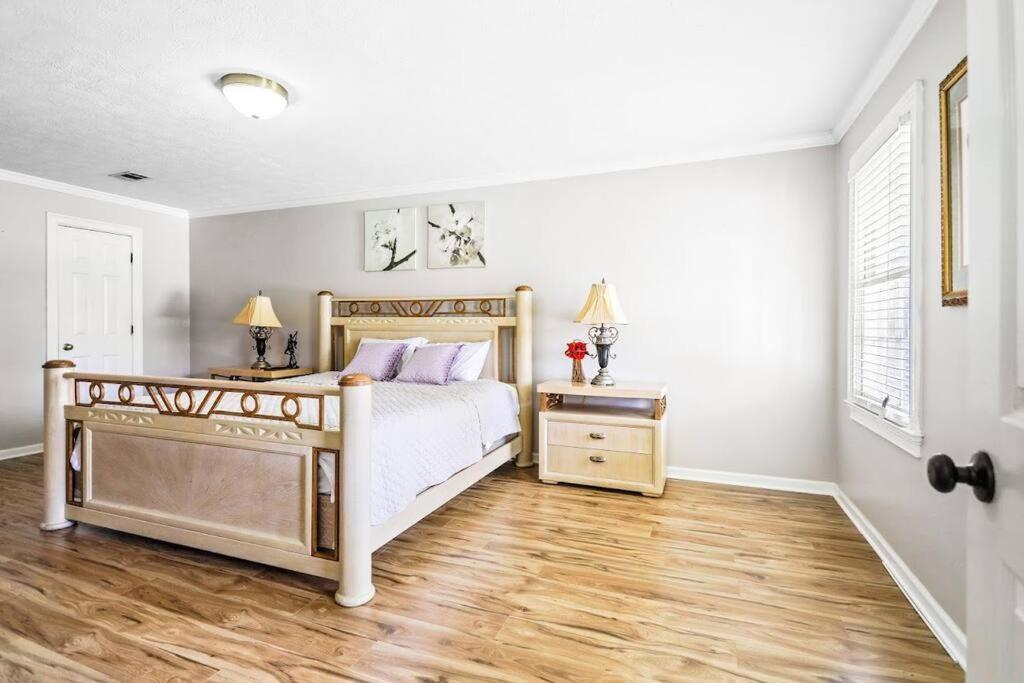 Lovely 5Bed, 3-Fullbath ! 5Min To Free Way I-85 Lawrenceville Esterno foto
