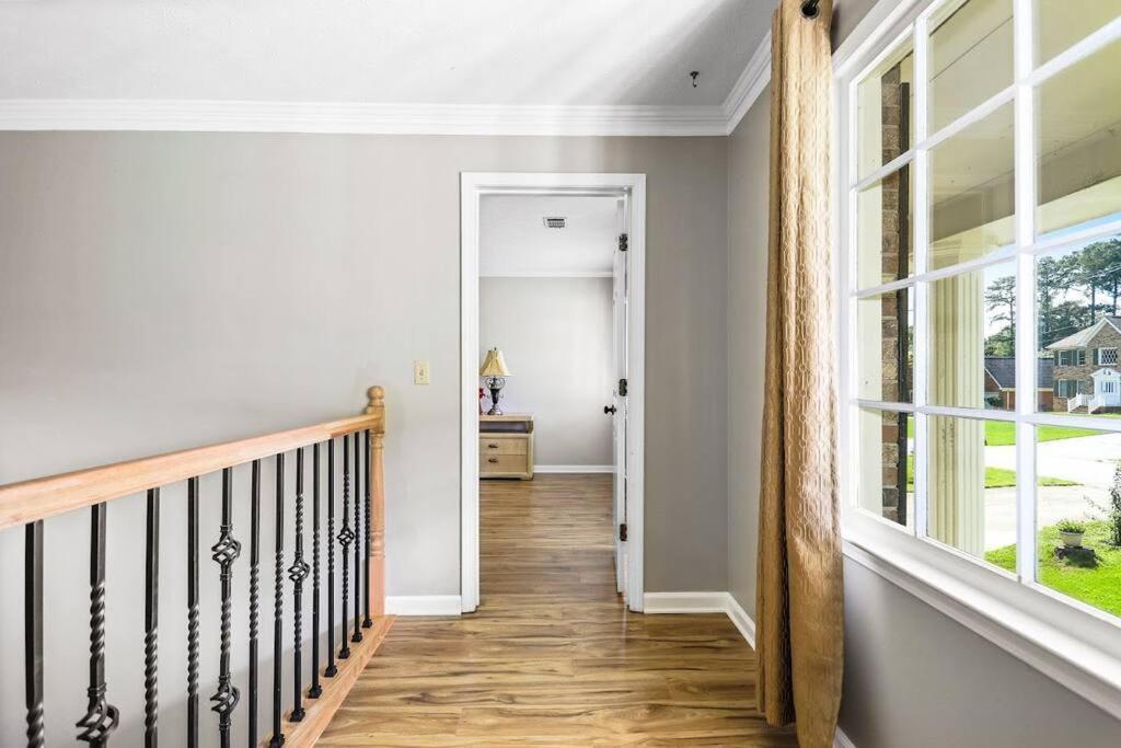 Lovely 5Bed, 3-Fullbath ! 5Min To Free Way I-85 Lawrenceville Esterno foto