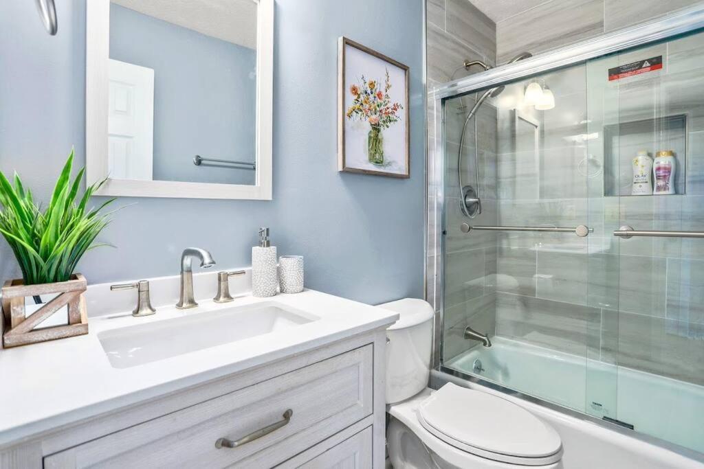 Lovely 5Bed, 3-Fullbath ! 5Min To Free Way I-85 Lawrenceville Esterno foto