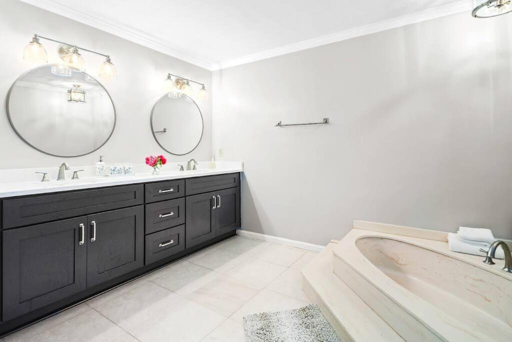 Lovely 5Bed, 3-Fullbath ! 5Min To Free Way I-85 Lawrenceville Esterno foto