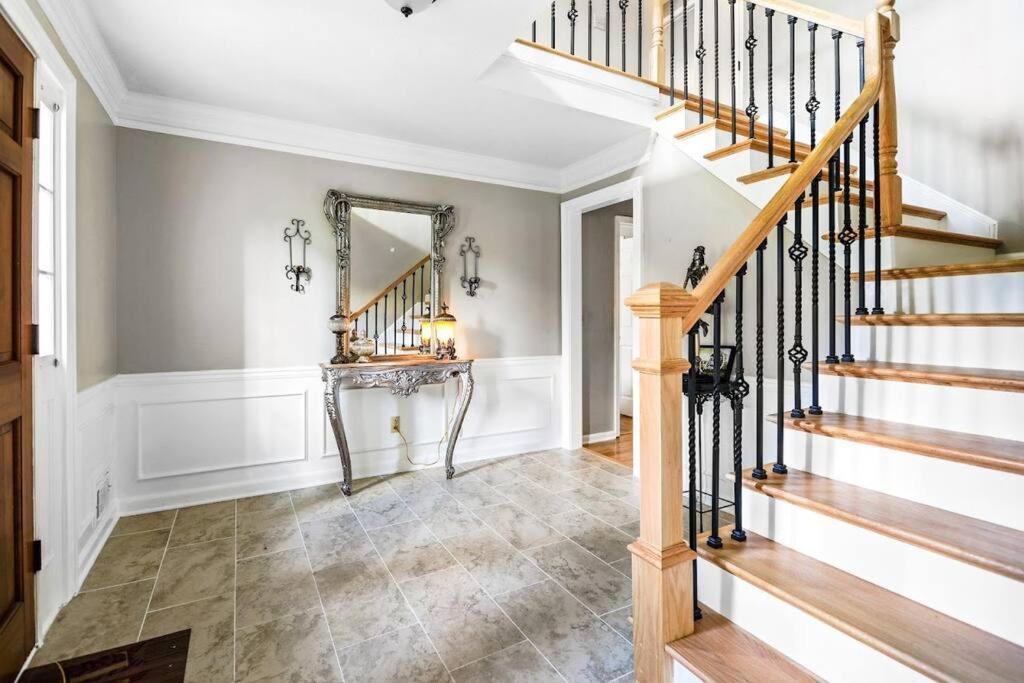 Lovely 5Bed, 3-Fullbath ! 5Min To Free Way I-85 Lawrenceville Esterno foto